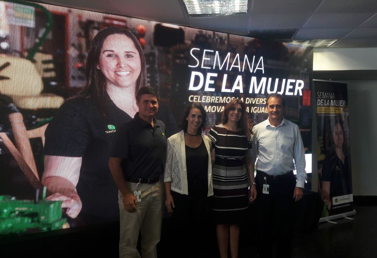 Analía Di Forte en el evento de la Semana de la Mujer